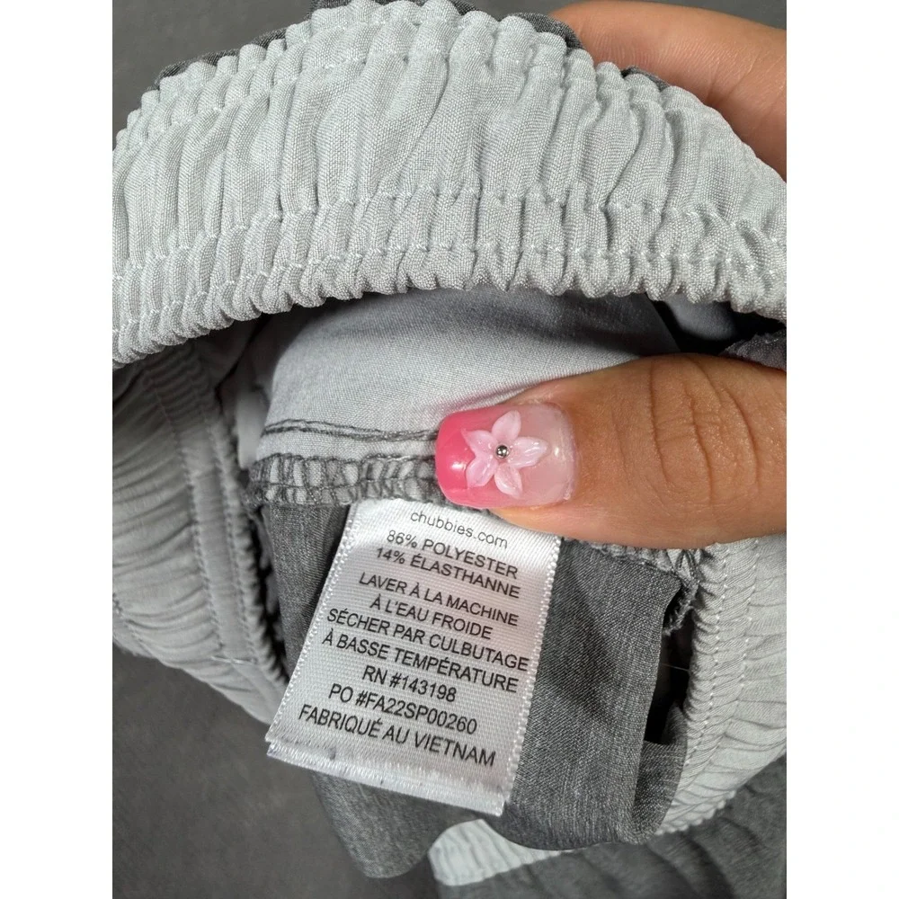 Chubbies Everywear Shorts Mens Small 5.5 Inseam Grey Heathered Performance FA22